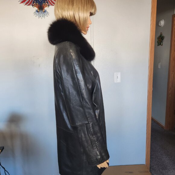 #701 Leather/fox fur coat - Picture 3 of 4